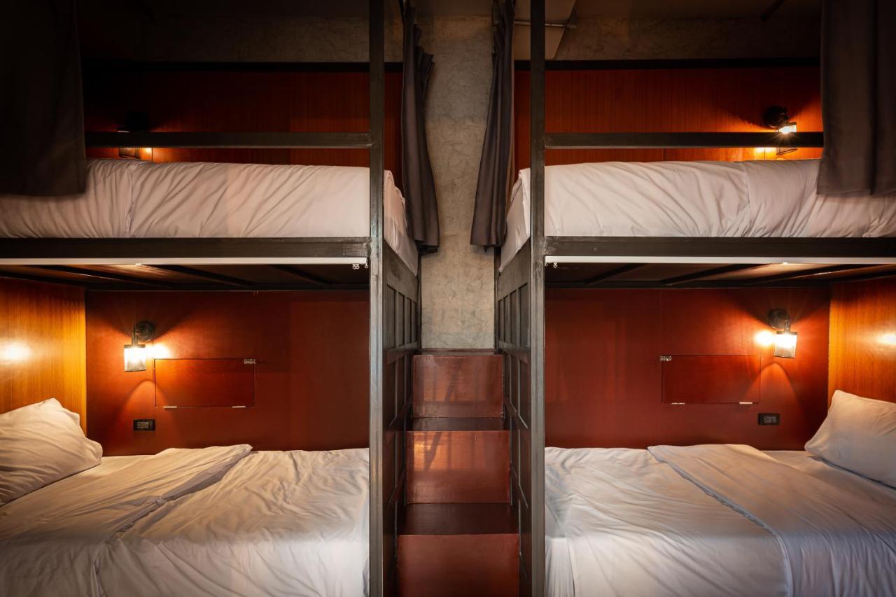 Luk Hostel Бангкок Екстер'єр фото